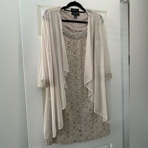 Size 16 R&M Richards Knee Length Mother of the Groom Dress with a Sheer Coverup